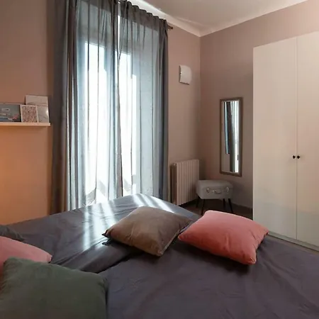 Anna Bnb-3